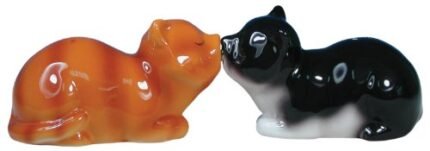 Westland Giftware Mwah Magnetic Cats Salt and Pepper Shaker Set, 1-3/4-Inch