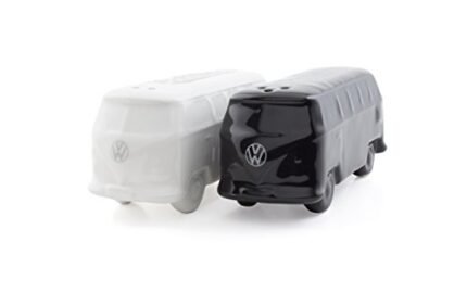 BRISA VW Collection – Volkswagen Salt & Pepper Shakers in Ceramic with T1 Bus Design 2-piece set (Classic Bus/White & Black)