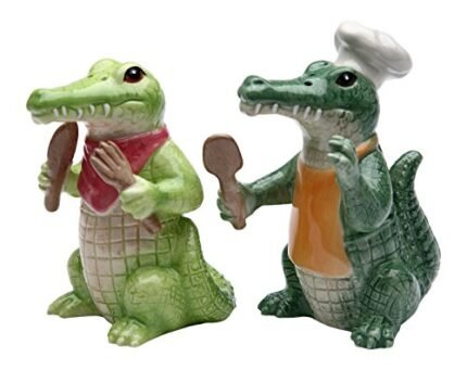 StealStreet SS-CG-20736 3.75″ Painted Alligator Cooking Chef Salt and Pepper Shakers, Green